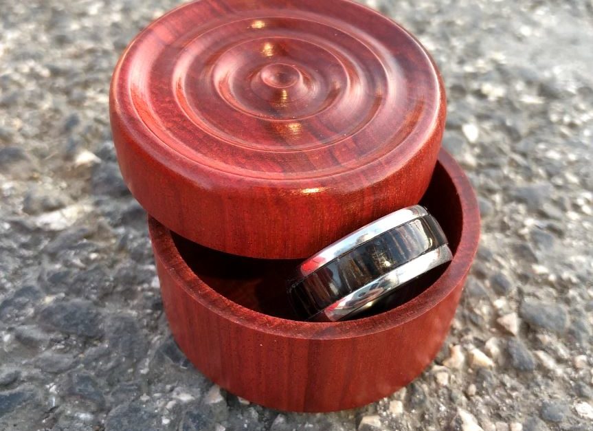 Redheart Box with Black Palm Ring